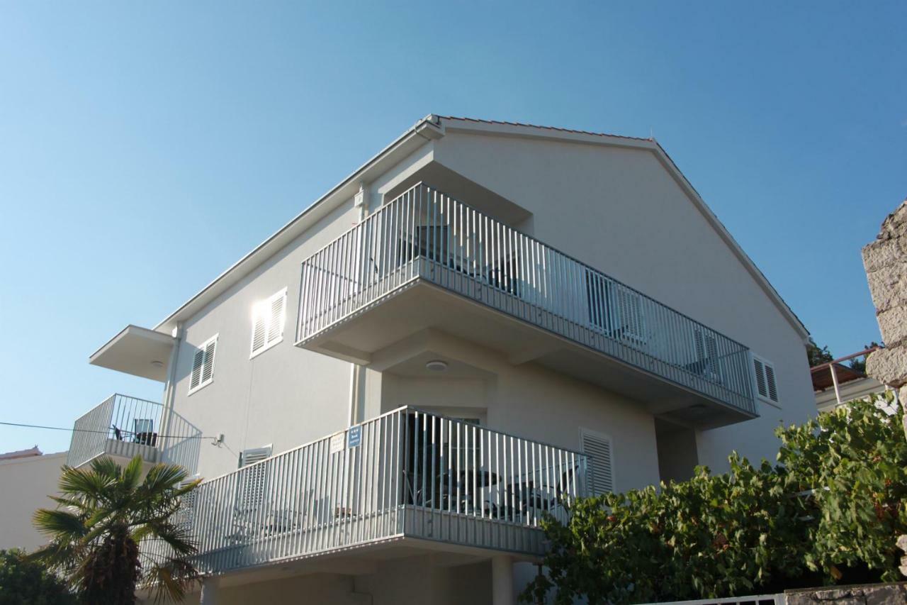 Apartmani "Mali Mago" Tribunj  Exterior photo