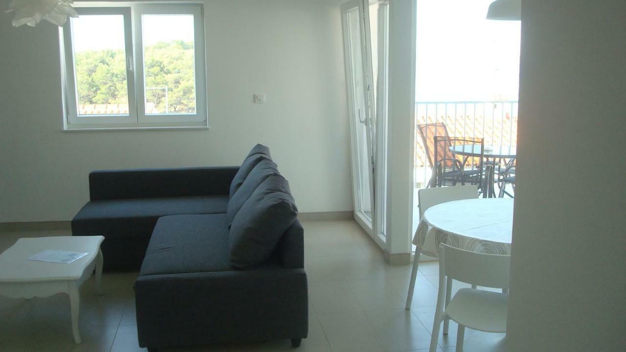 Apartmani "Mali Mago" Tribunj  Exterior photo