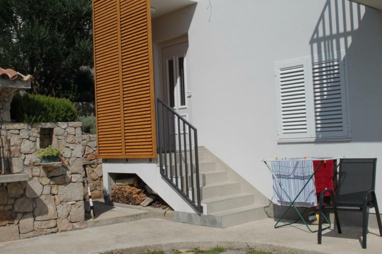 Apartmani "Mali Mago" Tribunj  Exterior photo